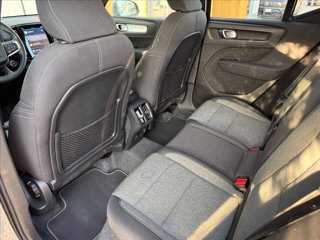 VOLVO XC40 B3 automatico Core 6