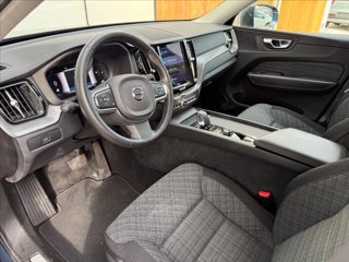 VOLVO XC60 B4 (d) automatico Core 9