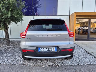 VOLVO XC40 B3 automatico Core 4