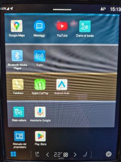 VOLVO XC40 B3 automatico Core 12