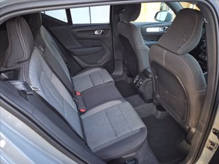 VOLVO XC40 B3 automatico Core 9