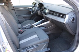 AUDI A3 SPB 35 TFSI Business Advanced 9