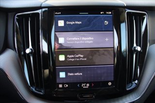 VOLVO XC60 B4 (d) automatico Plus Dark 14