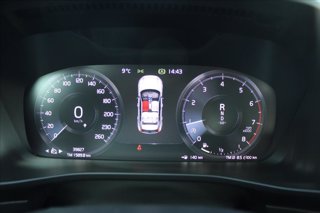 VOLVO XC40 T2 Momentum 11