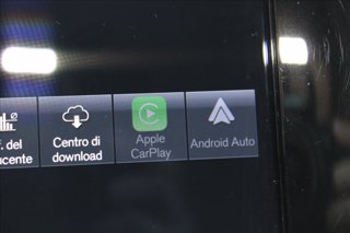 VOLVO XC40 T2 Momentum 13