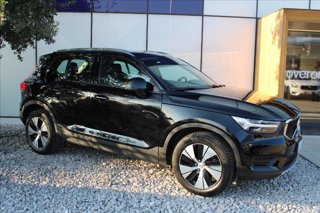 VOLVO XC40 T2 Momentum 3