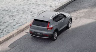 VOLVO XC40 B3 automatico Core 7