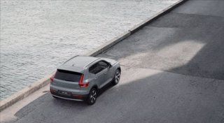 VOLVO XC40 B3 automatico Core 6