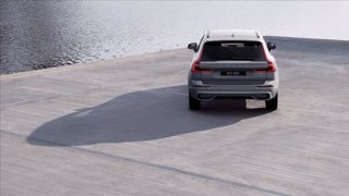 VOLVO XC60 T6 Plug-in hybrid AWD automatico Plus Dark 2