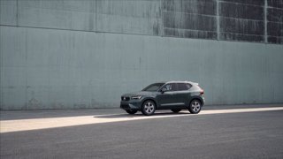 VOLVO XC40 B3 automatico Core 3