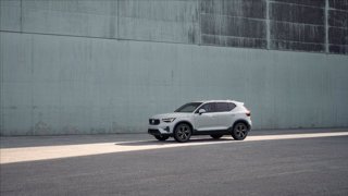 VOLVO XC40 B3 automatico Core 3