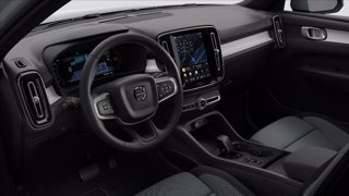 VOLVO XC40 B3 automatico Core 14