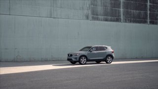 VOLVO XC40 B3 automatico Core 3