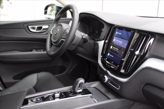 VOLVO XC60 B4 (d) AWD Geartronic Momentum Pro 12