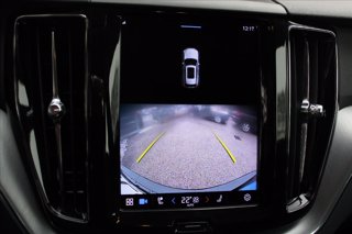 VOLVO XC60 B4 (d) AWD Geartronic Momentum Pro 15