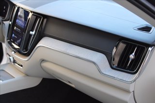 VOLVO XC60 B4 (d) AWD Geartronic Inscription 14