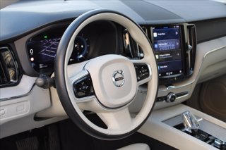 VOLVO XC60 B4 (d) AWD Geartronic Inscription 7