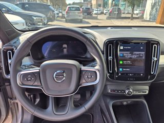 VOLVO XC40 B3 automatico Core 13