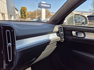 VOLVO XC40 B3 automatico Core 21