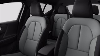 VOLVO XC40 B3 automatico Core 7