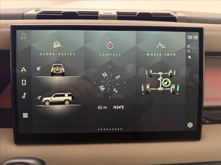 LAND ROVER Defender 110 3.0D I6 250 CV AWD Auto 14