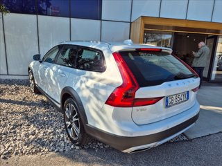 VOLVO V90 Cross Country D4 AWD Pro 1