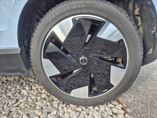 VOLVO EX30 Single Motor Extended Range RWD Plus 16