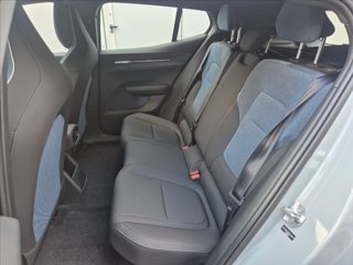 VOLVO EX30 Single Motor Extended Range RWD Plus 9