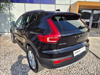 VOLVO XC40 B3 automatico Core 1