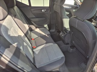 VOLVO XC40 B3 automatico Core 9