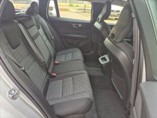VOLVO V60 Cross Country B4 (d) AWD Geartronic Business Pro 7