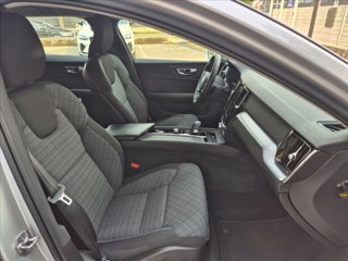 VOLVO V60 Cross Country B4 (d) AWD Geartronic Business Pro 8