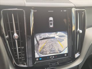 VOLVO XC60 B4 (d) AWD automatico Plus Dark 14