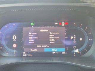 VOLVO XC40 B3 automatico Core 16