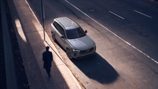 VOLVO XC90 B5 AWD automatico 7 posti Plus Dark 1