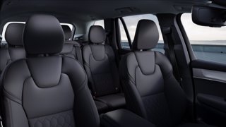 VOLVO XC90 B5 AWD automatico 7 posti Plus Dark 6