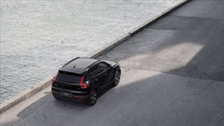 VOLVO XC40 B3 automatico Plus Dark 4