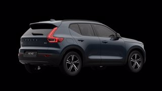 VOLVO XC40 B3 automatico Plus Dark 16