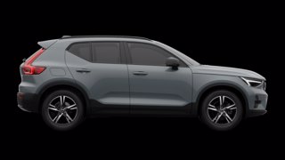 VOLVO XC40 B3 automatico Plus Dark 14
