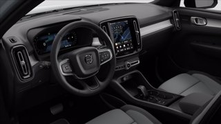 VOLVO XC40 B3 automatico Plus Dark 7