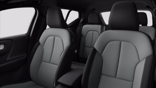 VOLVO XC40 B3 automatico Plus Dark 8