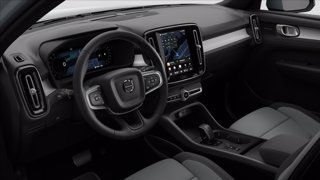VOLVO XC40 B3 automatico Core 6