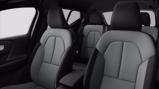 VOLVO XC40 B3 automatico Core 7