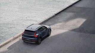 VOLVO XC40 B3 automatico Core 4