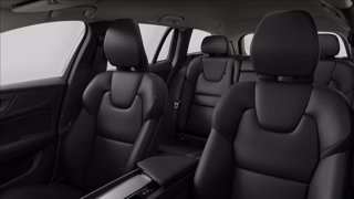 VOLVO V60 B4 automatico Plus Dark 13