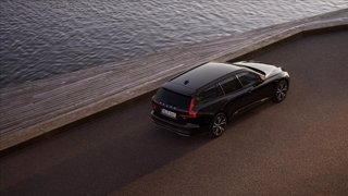 VOLVO V60 B4 automatico Plus Dark 8