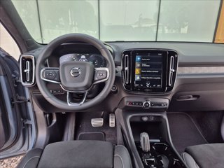 VOLVO XC40 T4 Recharge Plug-in Hybrid R-design 11