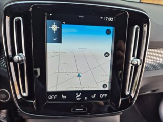 VOLVO XC40 T4 Recharge Plug-in Hybrid R-design 15