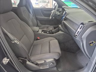 VOLVO XC40 Recharge Pure Electric Twin Motor AWD Plus 10