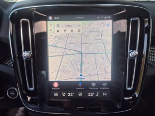 VOLVO XC40 B3 automatico Ultra Dark 13